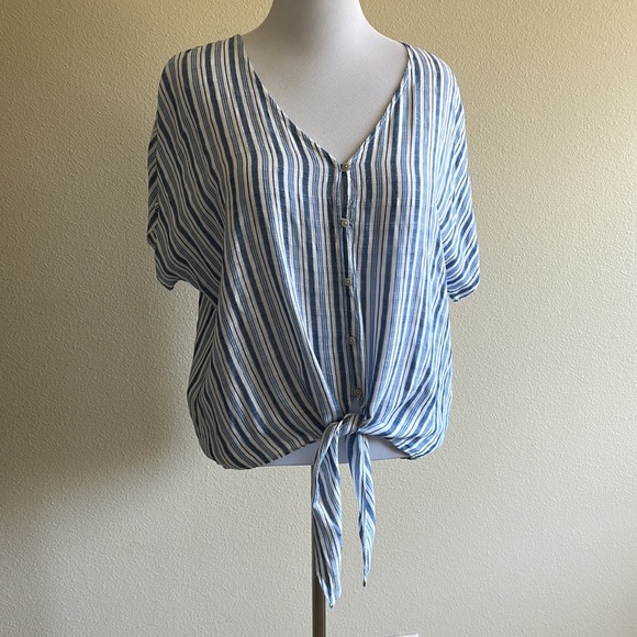 Universal Thread Tops - ❗️FINAL CALL❗️Front-tie Top